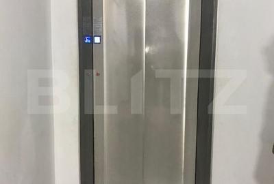 Spațiu comercial, de 36 mp, în Central - 8