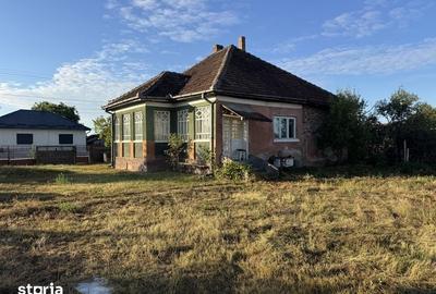 Casă cu 3 camere cu Teren 135 Mp în Viile Satu Mare