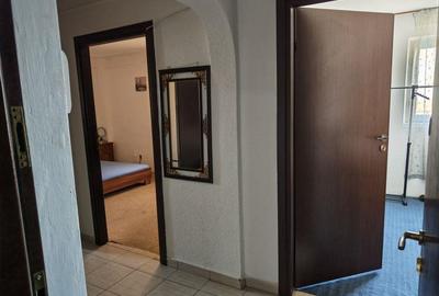 Apartament cu 2 camere decomandat în Păcurari