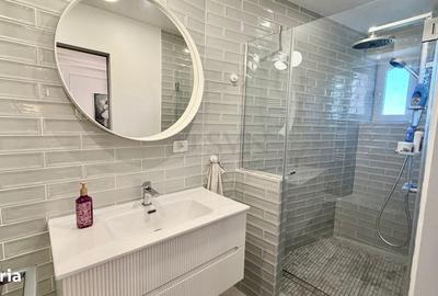 Apartament cu 4 camere decomandat în Calea Victoriei