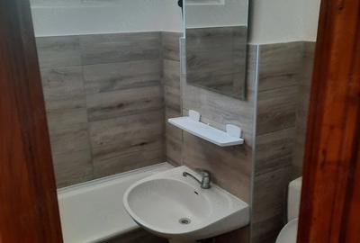 Apartament cu 2 camere decomandat în Exterior Vest