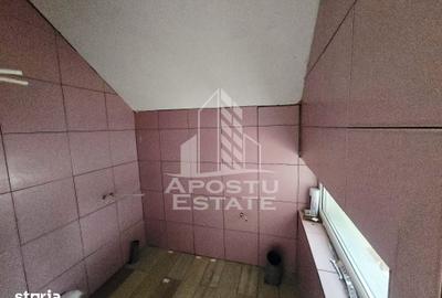 Casă cu 4 camere cu Teren 869 Mp în Dudeștii Noi