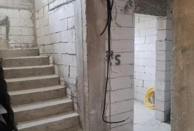 Casă cu 4 camere cu Teren 1380 Mp în Brazi - 3