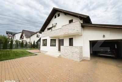 Casă cu 4 camere în Ipotești