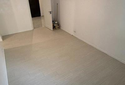 Apartament cu 2 camere decomandat în 1 Decembrie