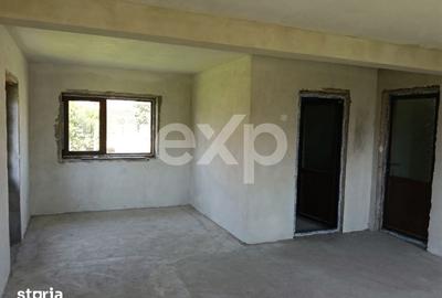 Casă cu 3 camere cu Teren 667 Mp în Lunca - 2