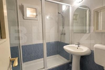 Apartament cu 3 camere decomandat în Circumvalațiunii