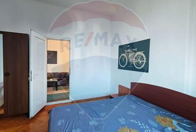 Apartament cu 4 camere decomandat în Universitate - 3