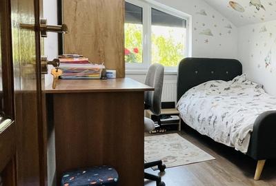 Casă cu 4 camere cu Teren 600 Mp în Central