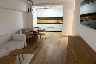 Apartament cu 2 camere decomandat în Drumul Taberei