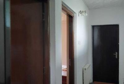 Casă cu 4 camere decomandat cu Teren 100 Mp în Central - 1