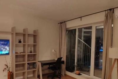 Apartament cu 2 camere decomandat în 13 Septembrie - 2