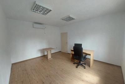 Spațiu comercial, de 32 mp, în Nufărul - 1