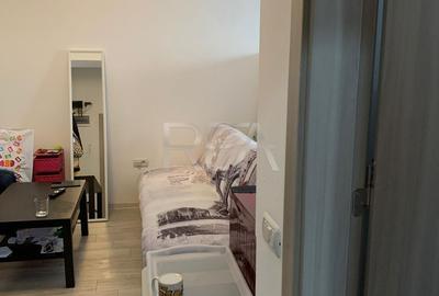 Apartament cu 2 camere decomandat în Roșu