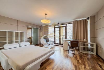 Apartament cu 2 camere semidecomandat, mobilat în Mănăștur