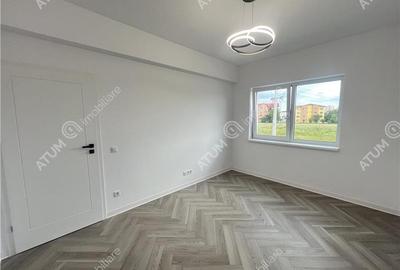 Apartament cu 3 camere decomandat în Șelimbăr - 9