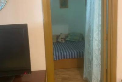 Garsonieră decomandată în Păcii