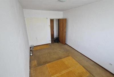Apartament cu 2 camere decomandat în Dristor