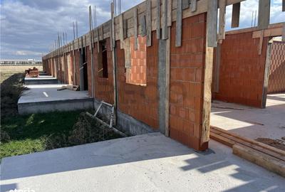 Apartament cu 3 camere decomandat în Sântandrei - 19