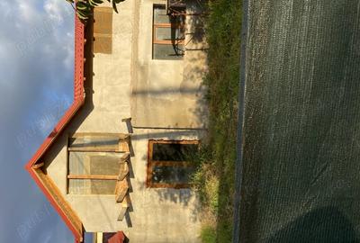 Casă cu 4 camere cu Teren 700 Mp în Central - 4