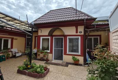 Casă individuală cu 4 camere cu Canalizare în Faleza Nord - 12
