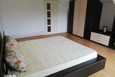 Casă cu 6 camere cu Canalizare în Central - 19