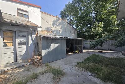 Casă cu Teren 190 Mp în Central