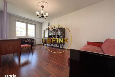 Apartament cu 3 camere decomandat în Vitan