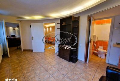 Apartament cu 3 camere decomandat, mobilat în Central