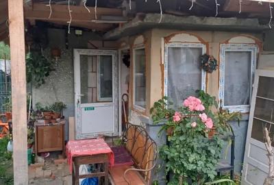 Casă cu 3 camere cu Teren 850 Mp în Valea