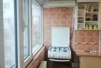 Apartament cu 3 camere decomandat în Călărași - 14