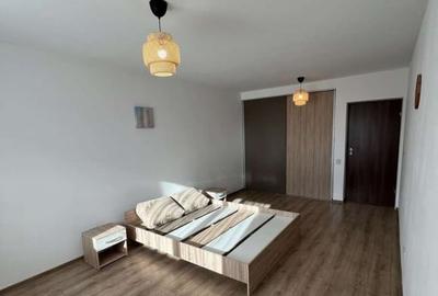 Apartament cu 2 camere decomandat, mobilat în Tractorul - 1