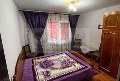 Apartament cu 3 camere decomandat în Nicolina - 3