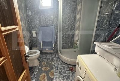 Casă cu 10 camere cu Teren 500 Mp în Central