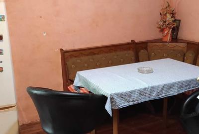Casă cu 3 camere în Aleșd