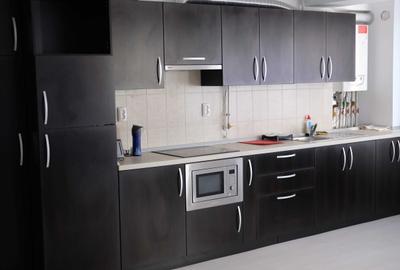 Apartament cu 2 camere decomandat în Drumul Taberei