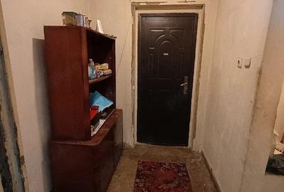 Garsonieră semidecomandată în Periferie