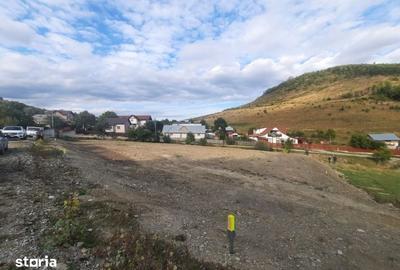 Teren de 1020 mp, în Central