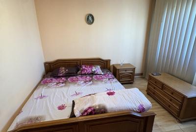 Apartament cu 2 camere decomandat, mobilat în Paltiniș