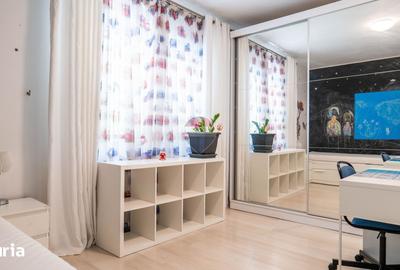 Apartament cu 3 camere decomandat în Fundeni