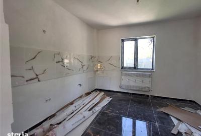 Casă cu 4 camere cu Teren 470 Mp în Miroslava - 3