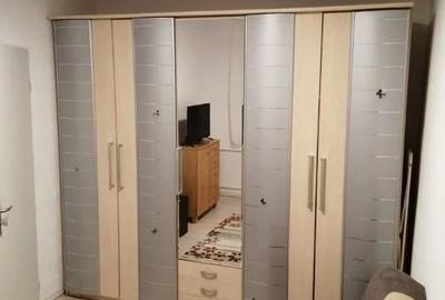 Garsonieră decomandată în Rahova