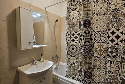 Apartament cu 2 camere decomandat, mobilat în Apărătorii Patriei