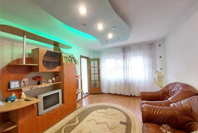 Apartament cu 3 camere decomandat în Dorobanți