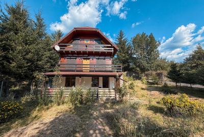 Casă cu 5 camere cu Teren 377 Mp în Bran