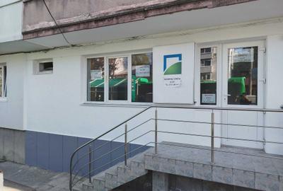 Spațiu comercial, de 46 mp, în Policlinica - 4