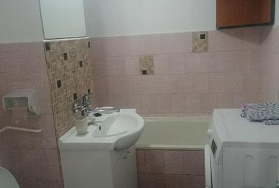 Apartament cu 2 camere decomandat în Gemenii
