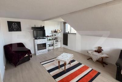 Casă cu 9 camere cu Teren 800 Mp în Șcheia