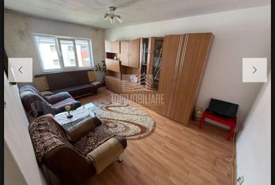 Apartament cu 2 camere decomandat în Traian