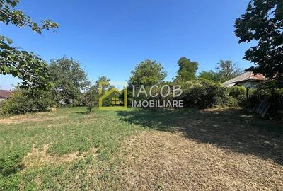 Teren de 1541 mp, în Buhoci